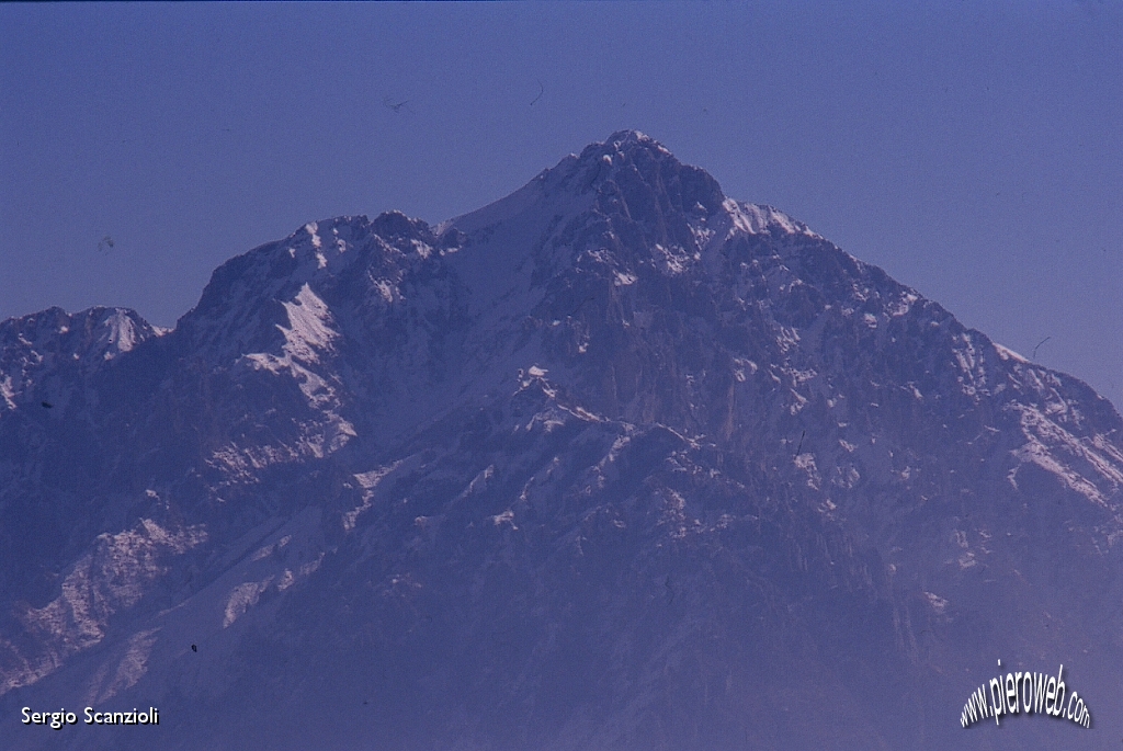 39 Piramide sommitale della Grignetta.jpg